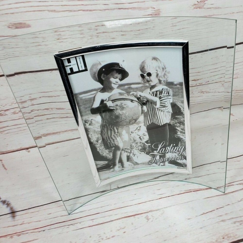 Lasting Impressions Glass Curve Frame